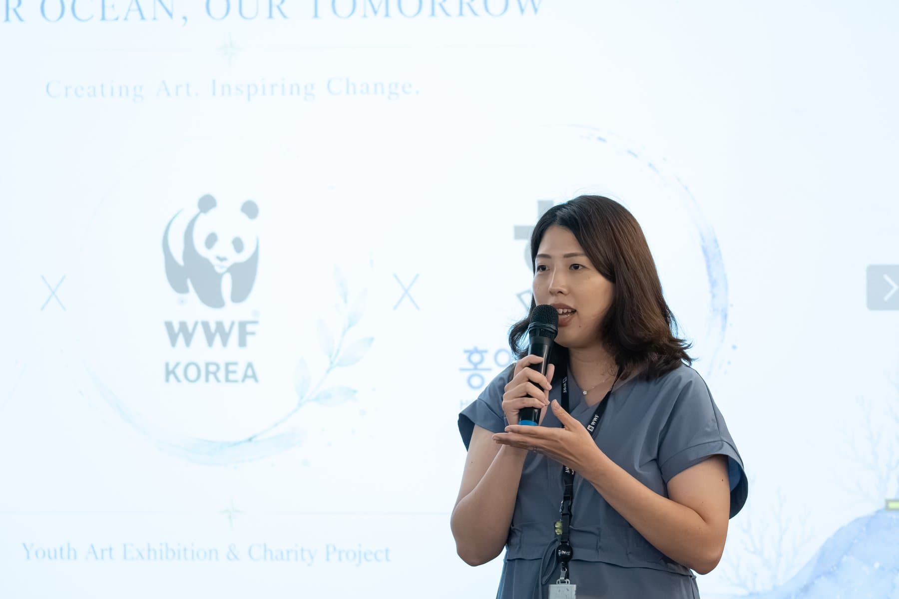 A WWF Korea partner speaking at the AFT charity project